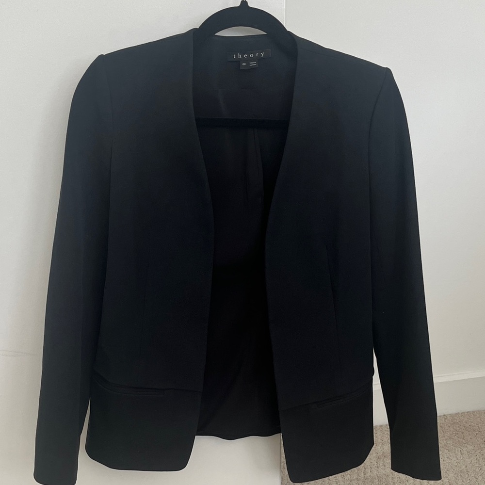 Theory Women's Elegant Black Blazer